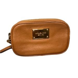 Michael Kors brown double zip wristlet